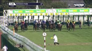 Video preview image for Haydock Park 17:00 - Cash Out At Bet365 Handicap (4)