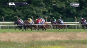 Video preview image for Nottingham 17:40 - Genting Casino Nottingham Handicap (Lady Amateur Riders) (6)