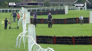 Video preview image for Market Rasen 17:25 - Maizy The Maize Maze Bunny's Handicap Hurdle (Lady Amateur Riders) (4)
