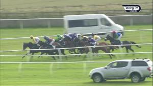 Video preview image for Catterick Bridge 17:00 - Racing Again 17th Handicap (6) (Div 1)