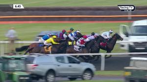 Video preview image for Kempton Park 18:45 - 32Red Casino Handicap (Qualifier) (5) (Div 2)