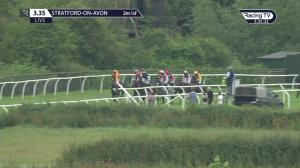 Video preview image for Stratford-on-Avon 15:35 - Happy Birthday George Wood Handicap Hurdle (3)