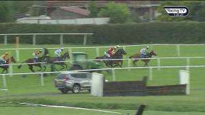 Video preview image for Market Rasen 13:35 - Betway Novices' Hurdle (4)