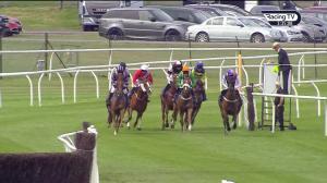 Video preview image for Stratford-on-Avon 15:35 - Ardencote Destination Spa Selling Hurdle (5)
