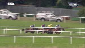 Video preview image for Sandown Park 15:55 - Twickenham Fillies' Handicap (5)