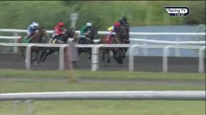 Video preview image for Kempton Park 13:45 - Matchbook Betting Exchange Novice Auction Stakes (5)