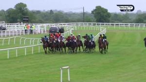 Video preview image for Kilbeggan 18:35 - Pig 'N' Whistle Pubs & Restaurants New York Handicap Hurdle 