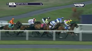 Video preview image for Kempton Park 19:40 - Celtic Contractors Handicap (Qualifier) (5)