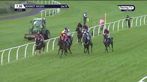 Video preview image for Market Rasen 19:30 - Speedy Kia Sportage Handicap Hurdle (4)