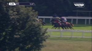 Video preview image for Epsom Downs 15:50 - Stanley Wootton Handicap (Qualifier) (5)