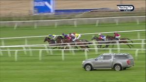 Video preview image for Catterick Bridge 15:50 - Ernest Norris (1919-1992) Memorial Handicap (4)