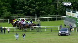 Video preview image for Bellewstown 17:05 - P&M Green Energy Cottages Handicap (Div 1)