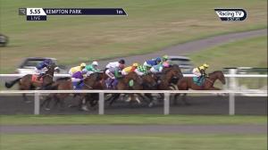 Video preview image for Kempton Park 17:55 - British Stallion Studs EBF Fillies' Novice Stakes (5)