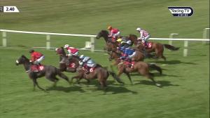 Video preview image for Sandown Park 14:40 - Betway Handicap (5)