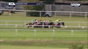Video preview image for Sandown Park 17:00 - Betway Heed Your Hunch Fillies' Handicap (5)