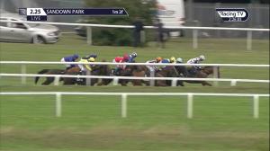 Video preview image for Sandown Park 14:25 - Betway Heed Your Hunch Handicap (2)