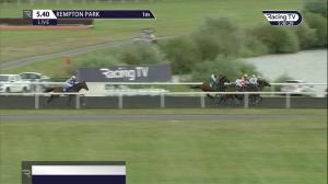 Video preview image for Kempton Park 17:40 - 32red.com Apprentice Handicap (4)