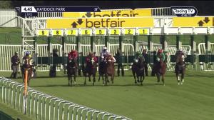 Video preview image for Haydock Park 16:45 - Betfair Exchange Be Friendly Handicap (2)