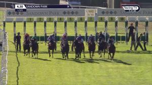 Video preview image for Sandown Park 16:30 - Sandown Park Optional Claiming Handicap (2)