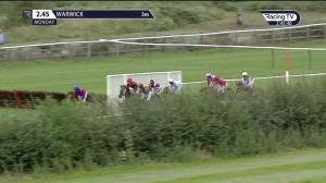 Video preview image for Warwick 14:45 - Racing TV Club Day Today Novices' Handicap Chase (4)