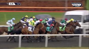 Video preview image for Kempton Park 18:30 - Bet At racingtv.com Nursery Handicap (6)