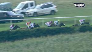 Video preview image for Goodwood 16:45 - Orchard Thieves Handicap (4)