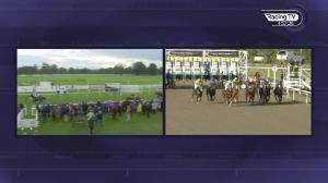 Video preview image for Chelmsford City 16:55 - Bet Toteplacepot At totesport.com Amateur Riders' Handicap (6) (Div 1)