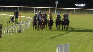 Video preview image for Huntingdon 17:15 - Mansionbet At Huntingdon "Junior" Standard Open National Hunt Flat (5)