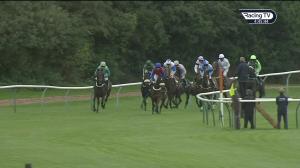 Video preview image for Warwick 16:45 - Follow @racingtv On Twitter Mares' Handicap Hurdle (4)