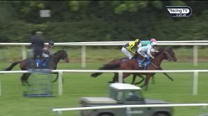 Video preview image for Leicester 15:25 - Squirrel Handicap (96plus) (2)