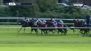 Video preview image for Nottingham 14:25 - British EBF Matchbook Future Stayers Oath Restricted Maiden Stakes (Sire and Dam Restricted) (2)