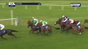 Video preview image for Ludlow 15:20 - Visit racingtv.com Mares' Intermediate Open National Hunt Flat (4)