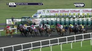 Video preview image for Kempton Park 18:10 - 32red.com Handicap (Qualifier) (4)