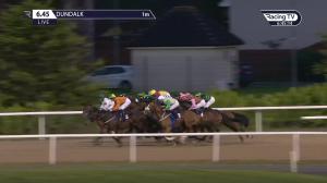 Video preview image for Dundalk 18:45 - Crowne Plaza Race & Stay Package Handicap