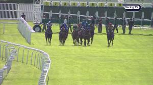 Video preview image for Sandown Park 17:35 - Every Race Live On Racing TV Apprentice Handicap (5)