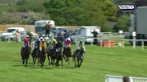Video preview image for Wexford 14:35 - Rosslare Mares Handicap Hurdle 