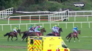 Video preview image for Cork 15:40 - Matchbook Betting Exchange Handicap Hurdle