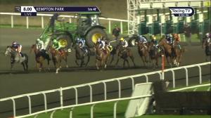 Video preview image for Kempton Park 20:00 - 32red.com Handicap (4)