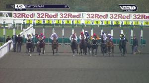 Video preview image for Kempton Park 16:40 - 32Red Casino Handicap (6)