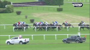 Video preview image for Cheltenham 15:10 - Two Farmers Crisps Handicap Hurdle (3)