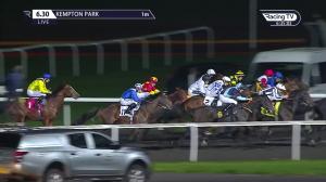 Video preview image for Kempton Park 18:30 - Firework Tickets £7 In Advance Maiden Stakes (5) (Div 2)