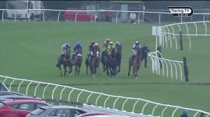 Video preview image for Stratford-on-Avon 16:25 - J.H. Rowe Memorial Handicap Chase (4)