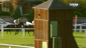 Video preview image for Sandown Park 14:25 - Virgin Bet Future Stars Intermediate Chase (Listed) (1)