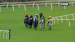 Video preview image for Cheltenham 13:50 - BetVictor Smartcards Handicap Chase (Grade 3) (1)