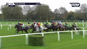 Video preview image for Cheltenham 14:25 - BetVictor Gold Cup Handicap Chase (Grade 3) (1)