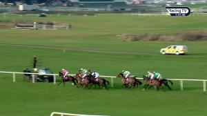 Video preview image for Punchestown 13:40 - Irish Daily Mirror Handicap Hurdle