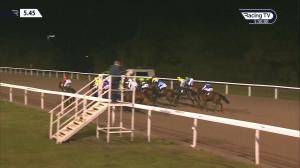 Video preview image for Chelmsford City 17:45 - Bet Totetrifecta At totesport.com EBF Fillies' Novice Stakes (3)