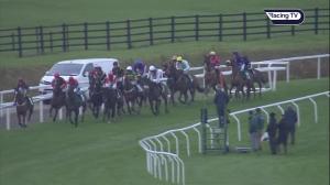Video preview image for Cheltenham 17:30 - Royal Gloucestershire Hussars Standard Open National Hunt Flat (2)