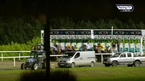 Video preview image for Dundalk 17:45 - irishinjuredjockeys.com Handicap