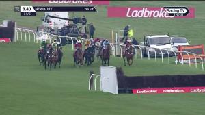 Video preview image for Newbury 15:40 - Ladbrokes Handicap Chase (2)